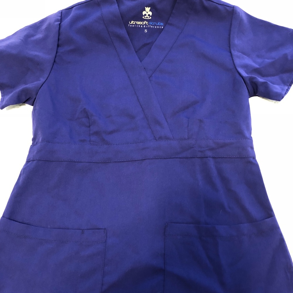 Scrub Top